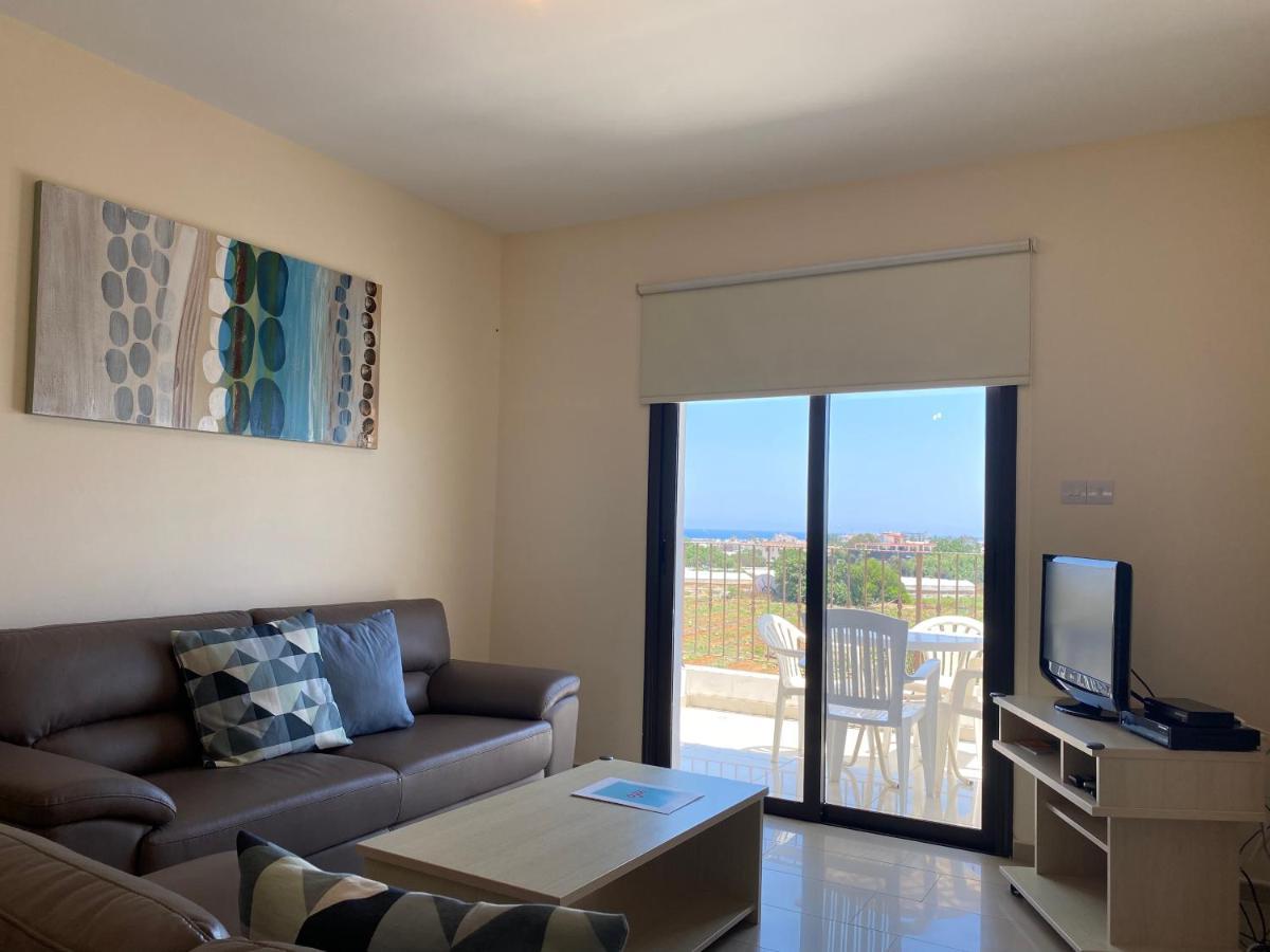 Kyklades Resort & Spa Paralimni Dış mekan fotoğraf