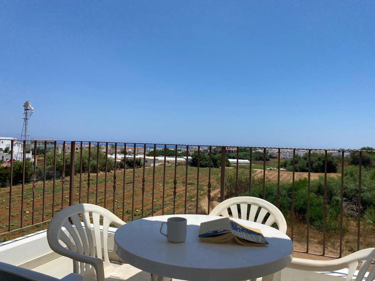 Kyklades Resort & Spa Paralimni Dış mekan fotoğraf