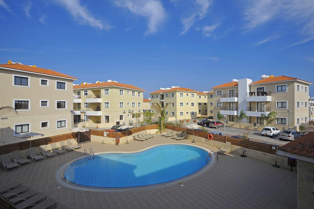 Kyklades Resort & Spa Paralimni Dış mekan fotoğraf