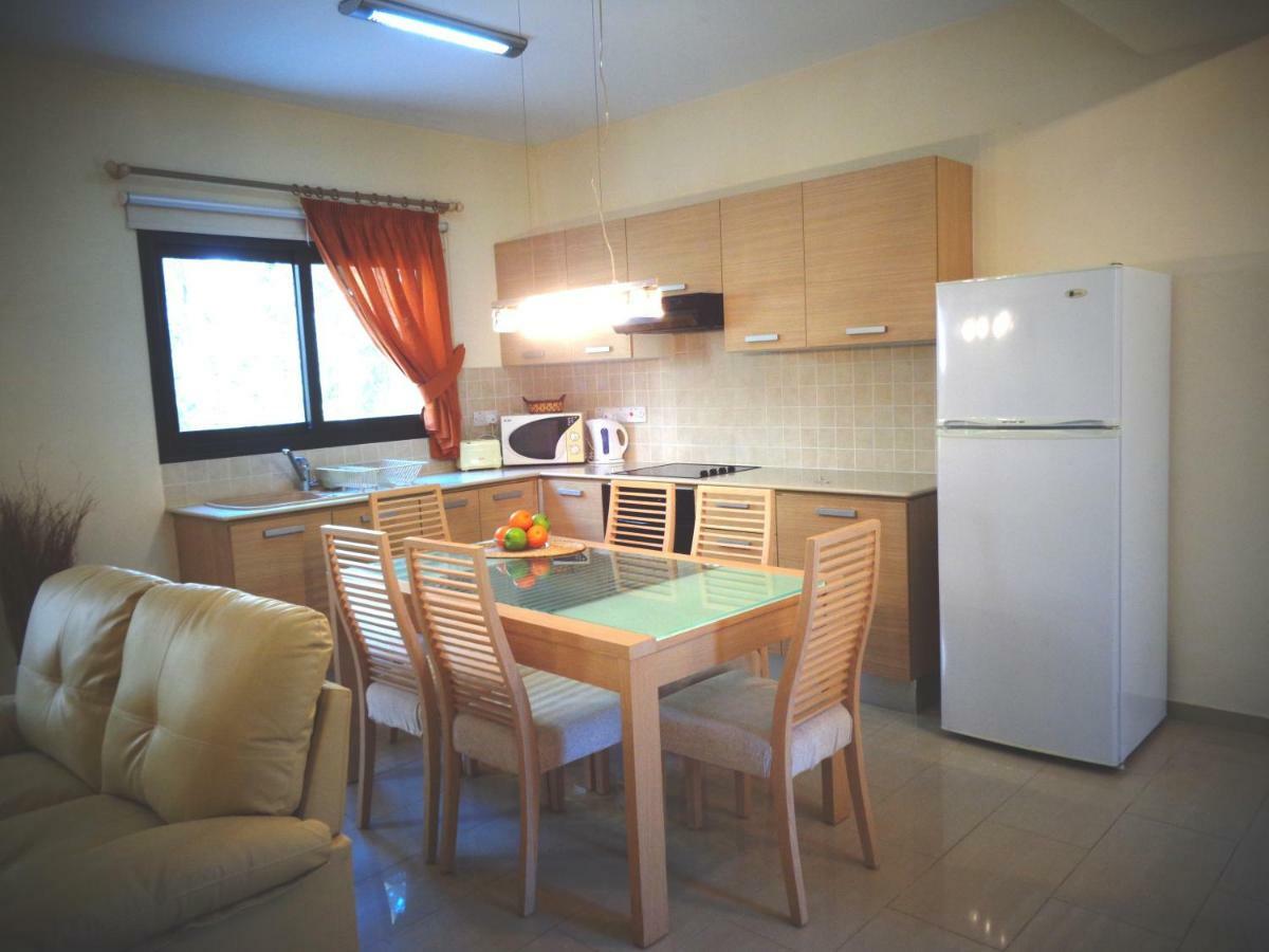 Kyklades Resort & Spa Paralimni Dış mekan fotoğraf